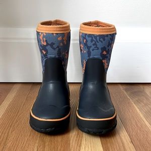 Bog Waterproof -22 Degrees Toddler Boot Size 9